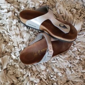 Birkenstock gizeh kids sandals